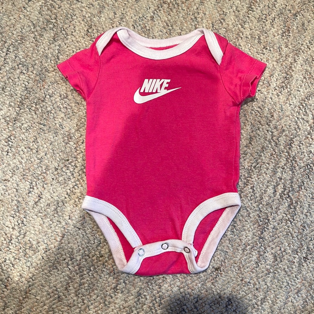 (15for$10) baby girl nike onesie